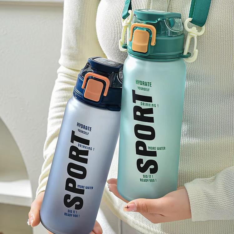 Summer New High Temperature Resistance, Anti-Side Leakage and Anti-Fall Students Portable Hot Selling Plastic Water Cup