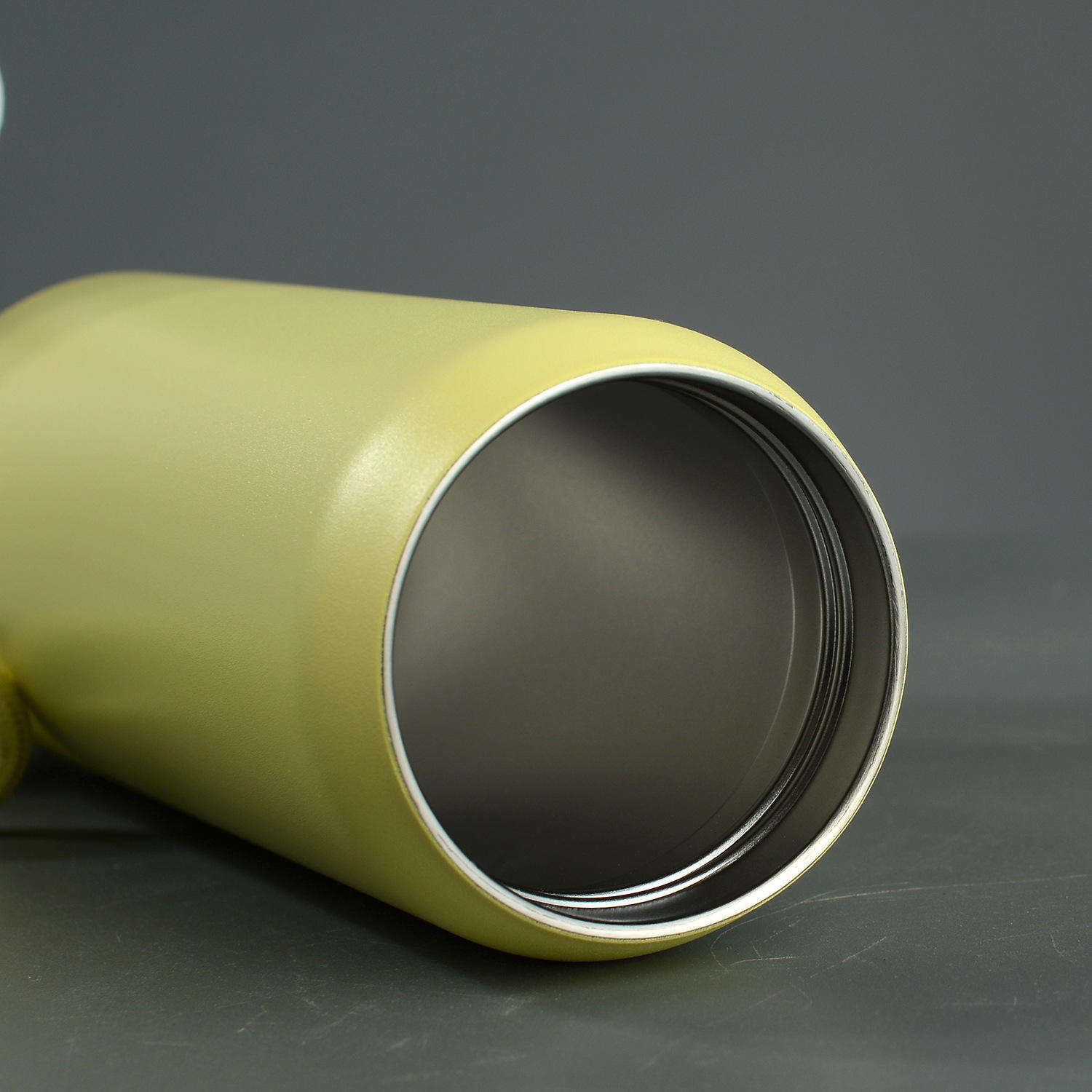 New 16oz Stainless Steel Bottle Vacuum Insulated Thermos with Handle Portable Sport Colorful Leak Proof Water Bottle