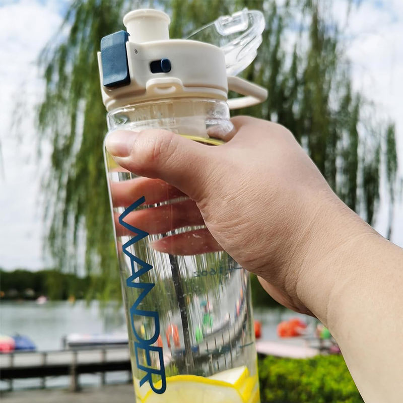 Wholesale Sports Water Cup Female Large Capacity Bucket 900ml Straw Cup, Plastic Boy Space Cup