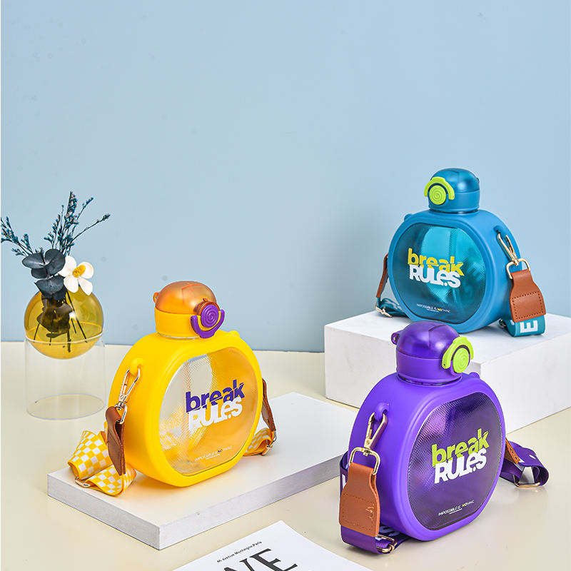 2024 Bpa Free Leak Proof Tritan Plastic Children School Kids Water Bottle With Strap