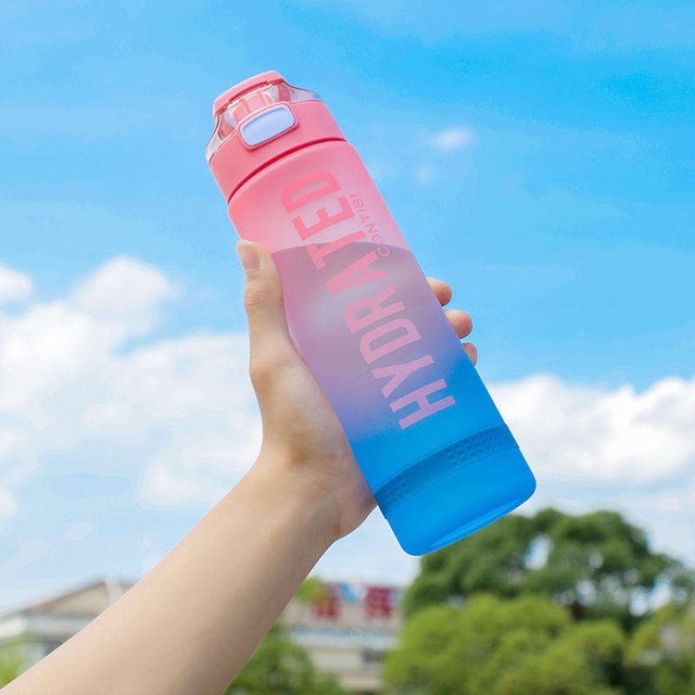 32oz Summer New Portable Candy Color Fresh Exercise Fitness Clamp Plastic Water Bottle With Handle
