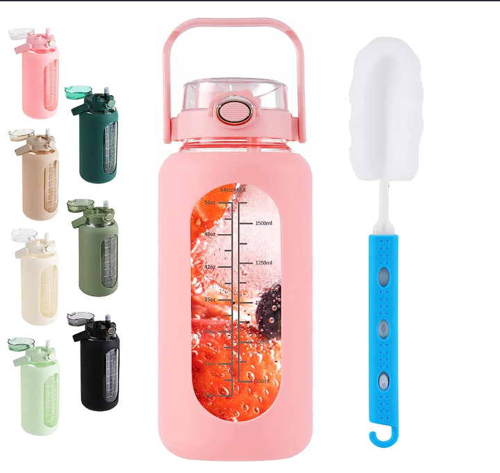 64oz Plastic Water Bottle With Straw and Handle Lid Half Gallon Motivational Bottle With Silicone Sleeve and Time Marker