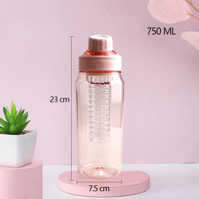 750Ml High Quality Transparent Direct Drinking Plastic Water Bottles With Fruit Strainer for Girls