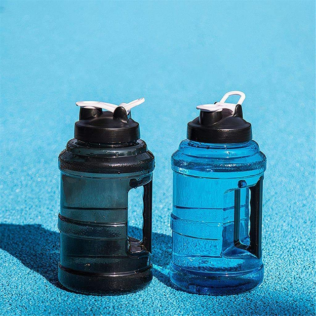 Wholesale BPA Free PET Material Low Price Shaker Bottle Leak Proof Sport Customized Plastic Shaker Water Bottle