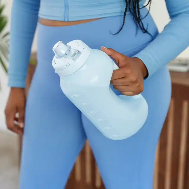 Custom 64oz 64 Oz Large Gym Sport Water Bottle With Straw Handle