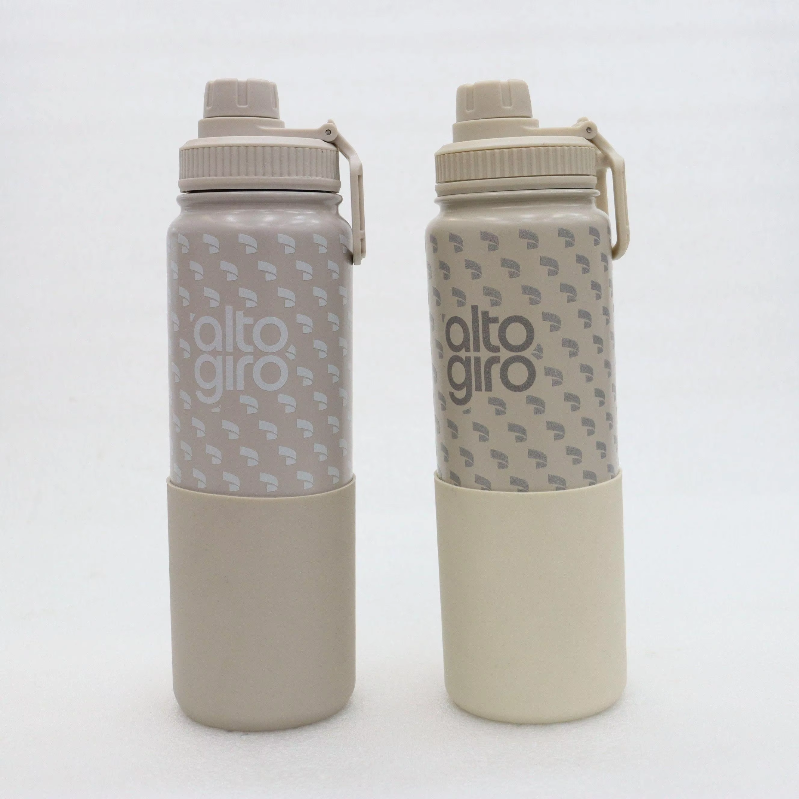 750ml New Sport Stainless Bottle Water with Silicone Base Outdoor Insulated Double Wall Thermos Office Hot Water Bottle