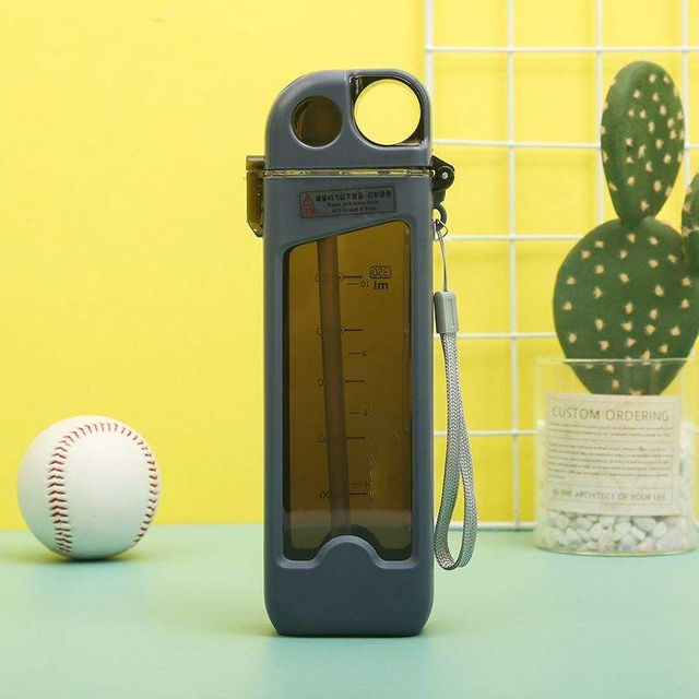 Kids Cute 350ml Small Capacity Portable Plastic Water Bottle with Measurement Scales Food Grade Silicone Suction Nozzle