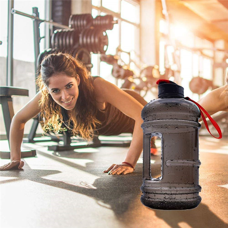 Oem Eco-Friendly Bpa Free Custom Logo 64Oz Outdoor Motivational Portable Plastic Drinking Gym Sports Water Bottle