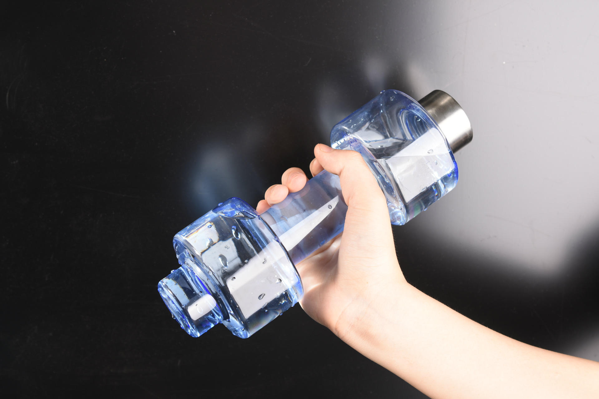 2.2L Large Durable Portable Leakproof BPA Free Clear Sport Water Jug Dumbbell Water Bottle
