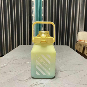 Bpa Free Wasser Flasche Botella De Agua Sin Bpa Gran Capacidad Square Shaped Drink Clear Water Bottle Bottles