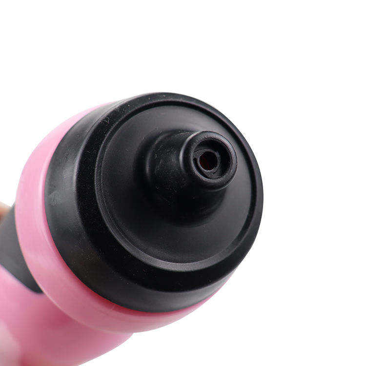 Wholesale 600 Ml Fashionable Custom Logo Outdoor Fancy Squeeze Cycling Plastic Water Drink Bottle
