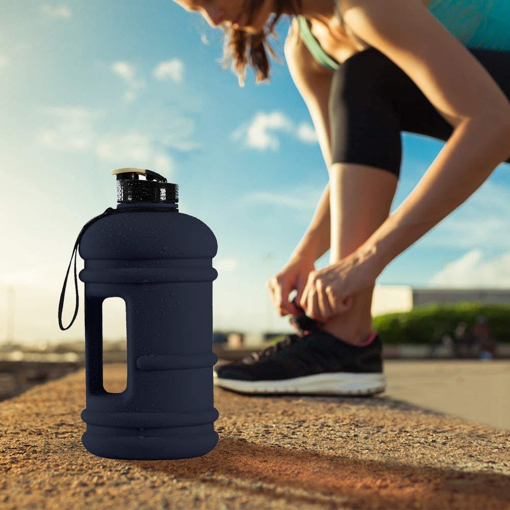 2.2L Half Gallon Water Jug Gym Sports Bottle Large Plastic Reusable Bottle with Handle Strap Leakproof Fitness Outdoor Bottle