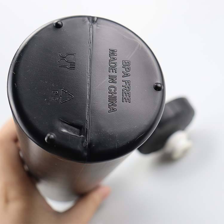 Custom Logo Outdoor Bicycle Water Bottle Cycling Mountain 700ml Sports Drinking Plastic Water Bottle