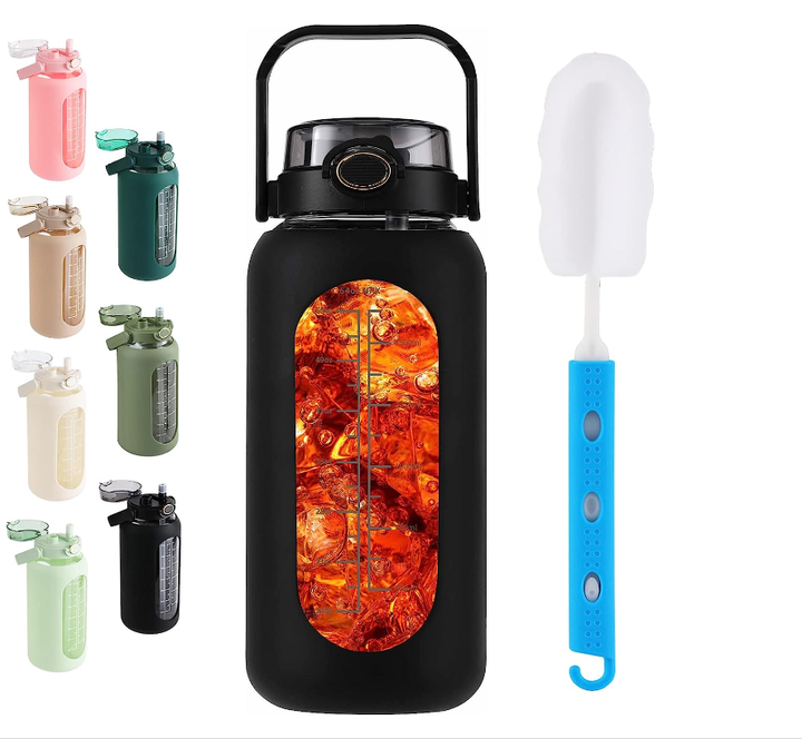 64oz Plastic Water Bottle With Straw and Handle Lid Half Gallon Motivational Bottle With Silicone Sleeve and Time Marker