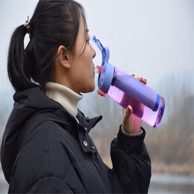 Hot Sale Sports Purifier Direct Drinking Portable Outdoor Carbon Filter Water Bottle