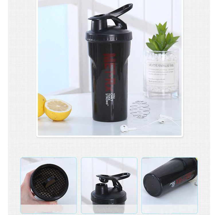 700ML High Quality Custom Logo Protein Shaker Bottle Fitness Sports Plastic Shake Water Cup