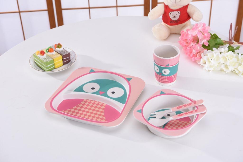 Customized Bamboo Fiber Tableware Children Baby Feeding Set Plate Cartoon Bowls for Baby