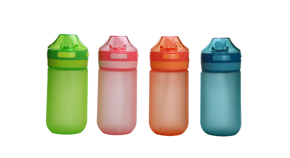 What material is good for children’s water bottles