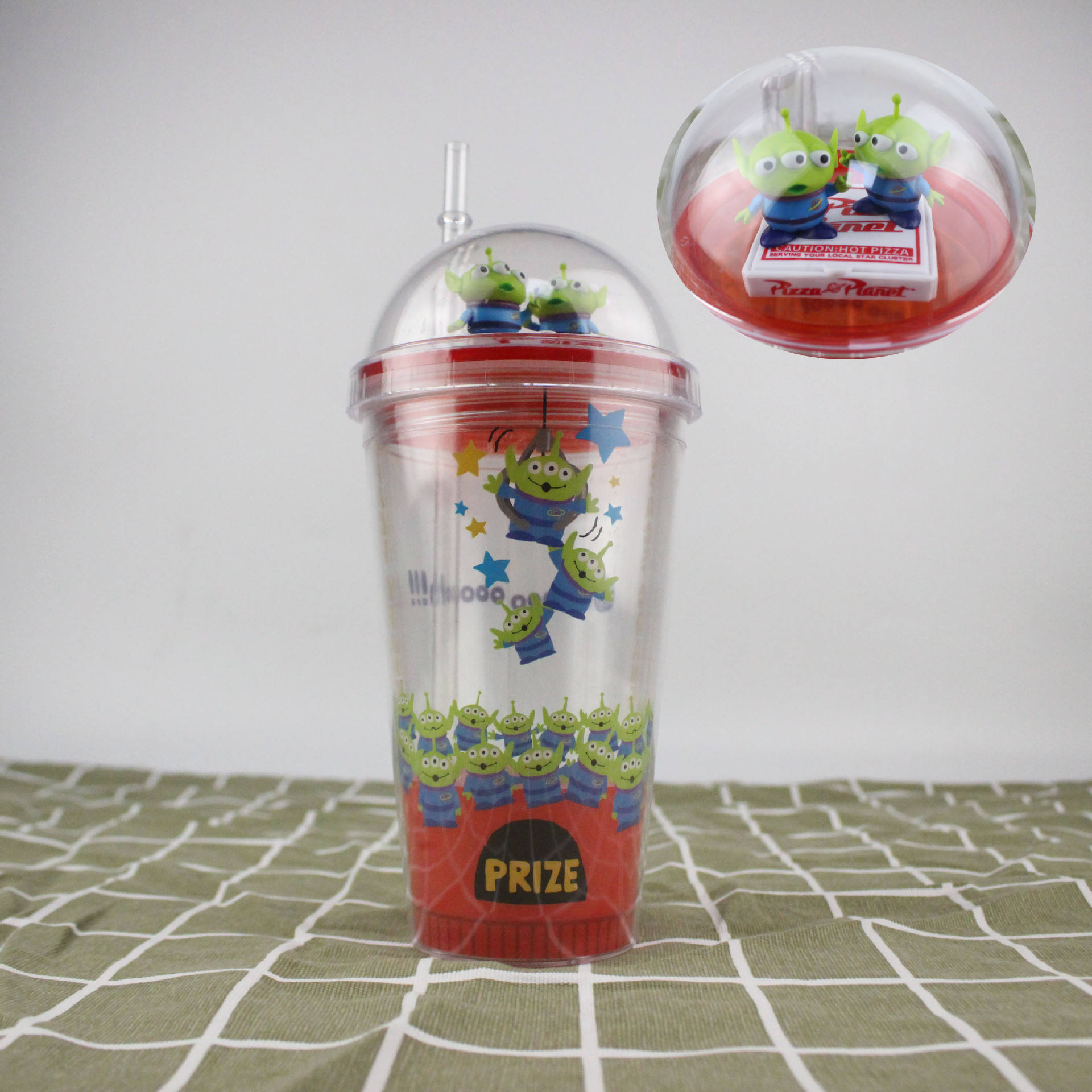 16Oz LED Light-Up Flashing Insulated Travel Cup Tumbler with Straw Lid Double Wall Plastic Water Cup With Milti-Color Lights