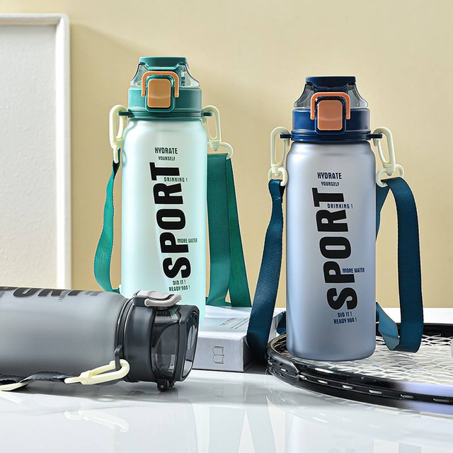Large Capacity Straight Mouth Plastic Water Cup Portable and Simple 700ml 900ml 1500ml Water Bottle
