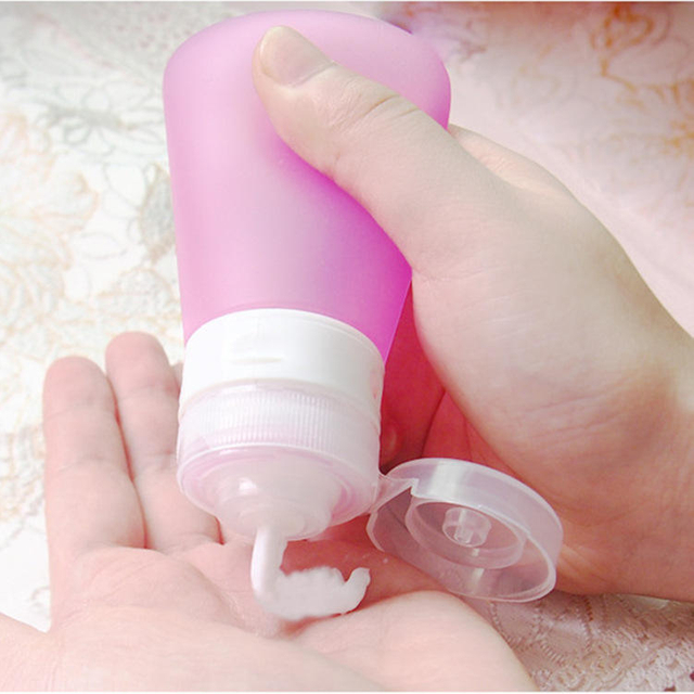 Wholesale Eco-friendly Outdoor Leak Proof Squeezable Travel Bottles Skin Care Lotion Shampoo Storage Bottles