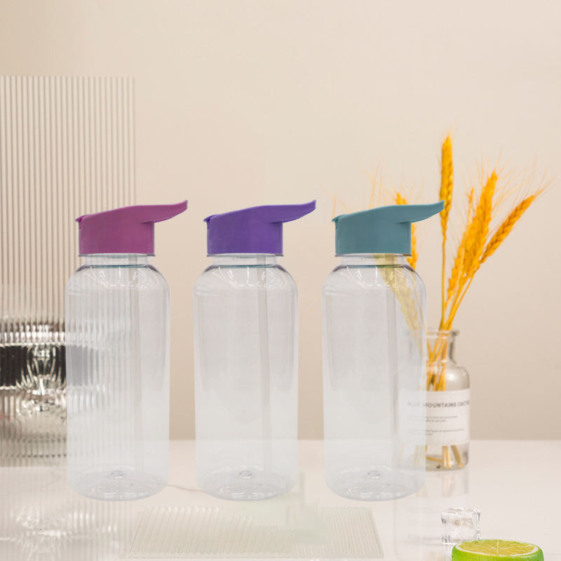 32oz Sport Water Bottle with Customized Patterns Leak-proof Flip Cover Straw and Screw-on Lid Plastic Water Bottle