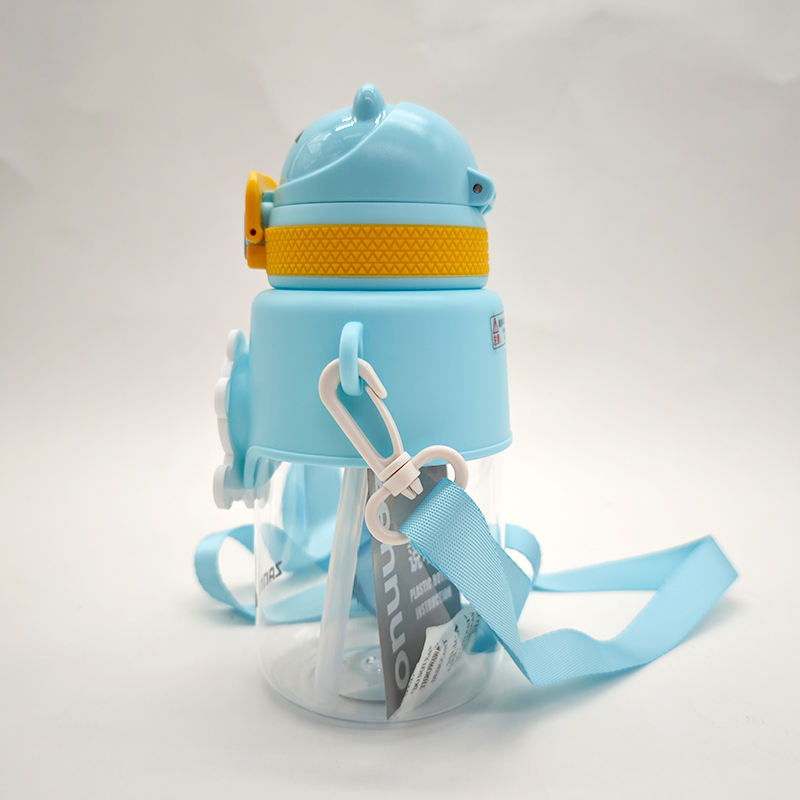 680Ml Leakproof Portable Wide Mouth Children'S Kids Kawaii Cute Plastic Water Bottle With Straw Strap