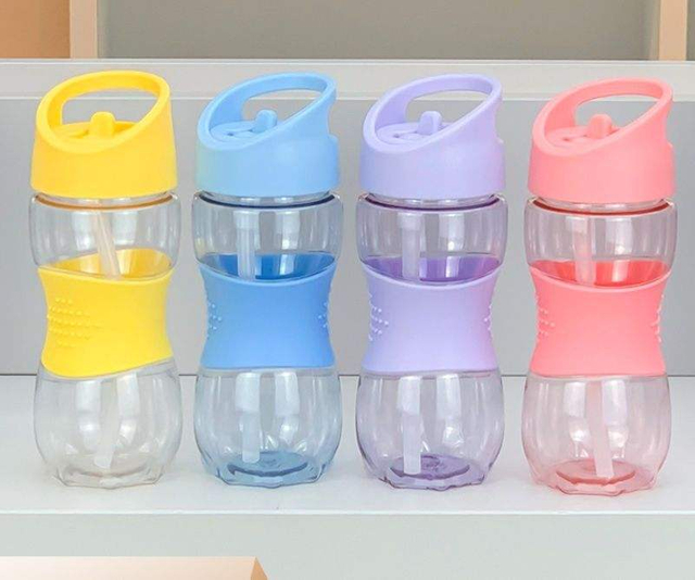 Popular Kids 400ml Wide Mouth Tritan Silicone Grip Plastic Drinking Water Bottle with Straw Lid