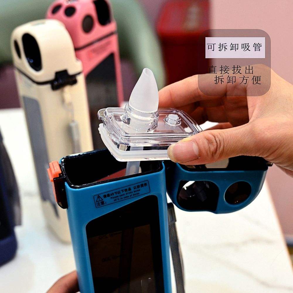 Kids Cute 350ml Small Capacity Portable Plastic Water Bottle with Measurement Scales Food Grade Silicone Suction Nozzle