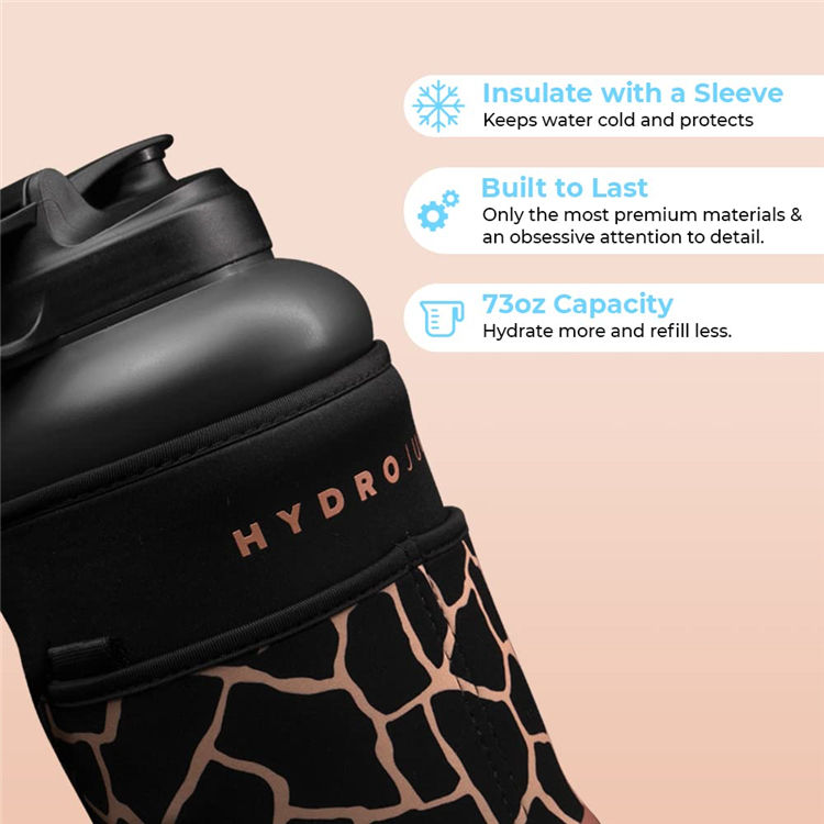 Custom Logo Bpa Free 2200Ml Large Capacity Half Gallon Plastic Sports Gym Water Bottle Jug With Straw Sleeve