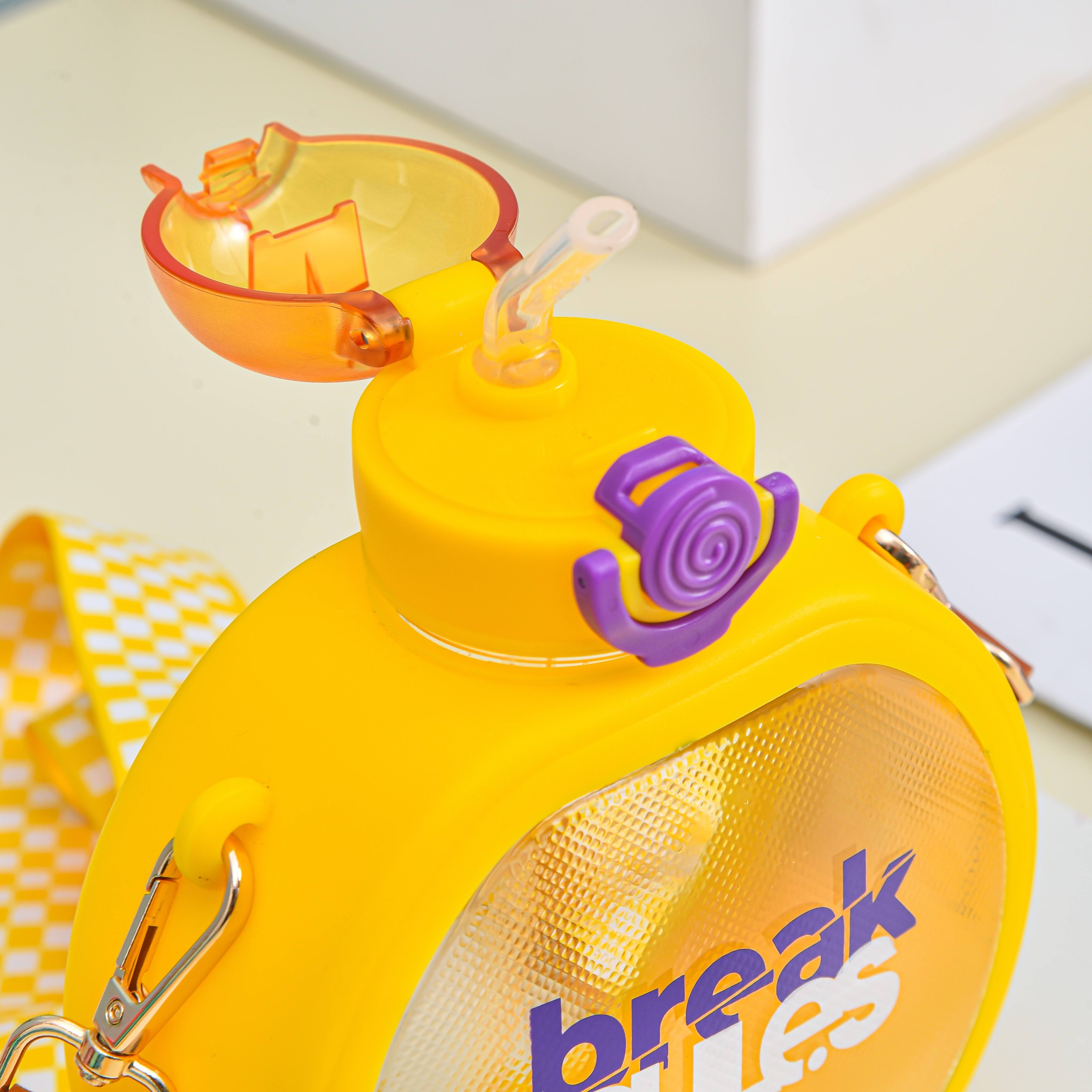 21oz Cute Plastic Water Bottles for Kids Portable Leakproof BPA-Free Drinking Bottle With Shoulder Strap and Straw