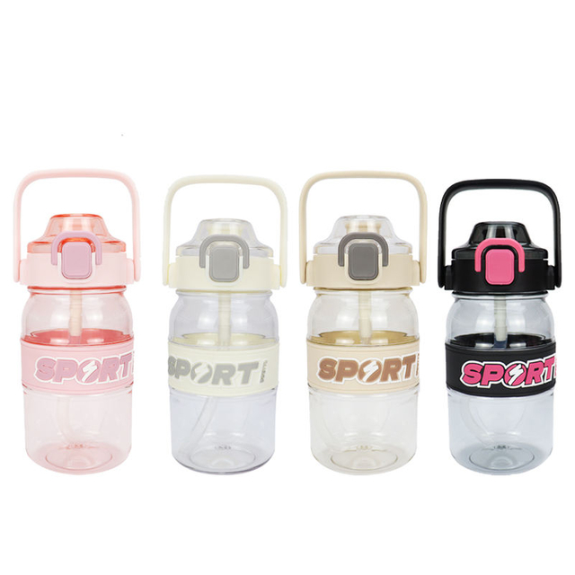 2024 Wholesale 600Ml 600 Ml Leak Proof Large Capacity Sports Gym Tritan Plastic Water Bottle With Carry Handle