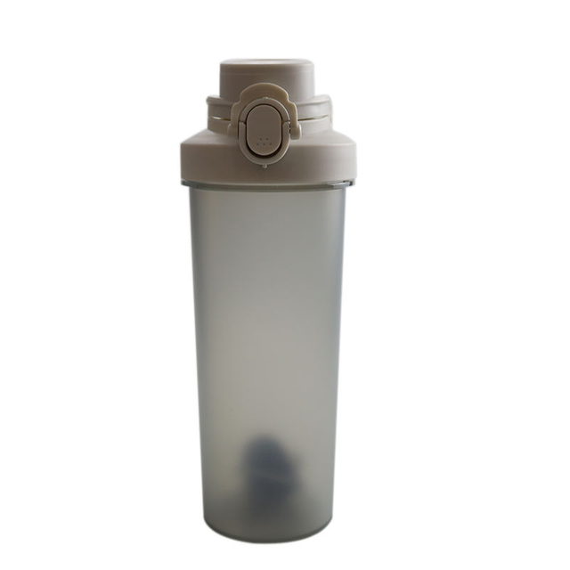 750ml Shaker Cup with Handle Made of Heat Resistant PP Material Suitable for Gym and Sports Ideal for Mixing Protein Powder