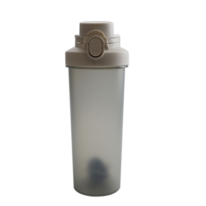 750ml Shaker Cup with Handle Made of Heat Resistant PP Material Suitable for Gym and Sports Ideal for Mixing Protein Powder