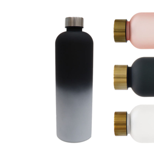 1.5L Large Capacity Plastic Sports Water Cup with a Frosted Texture Gradient Color and a Simple Style