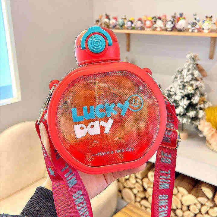 Custom Anti Fall Leak Proof Portable Kawaii Round Flat 700ml Tritan Plastic Water Bottles With Strap Straw for Kids Girl