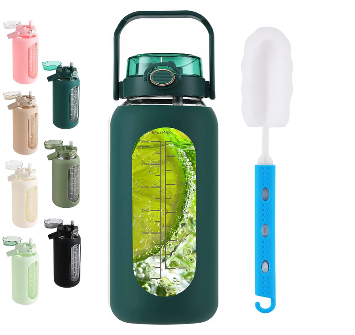 64oz Plastic Water Bottle With Straw and Handle Lid Half Gallon Motivational Bottle With Silicone Sleeve and Time Marker