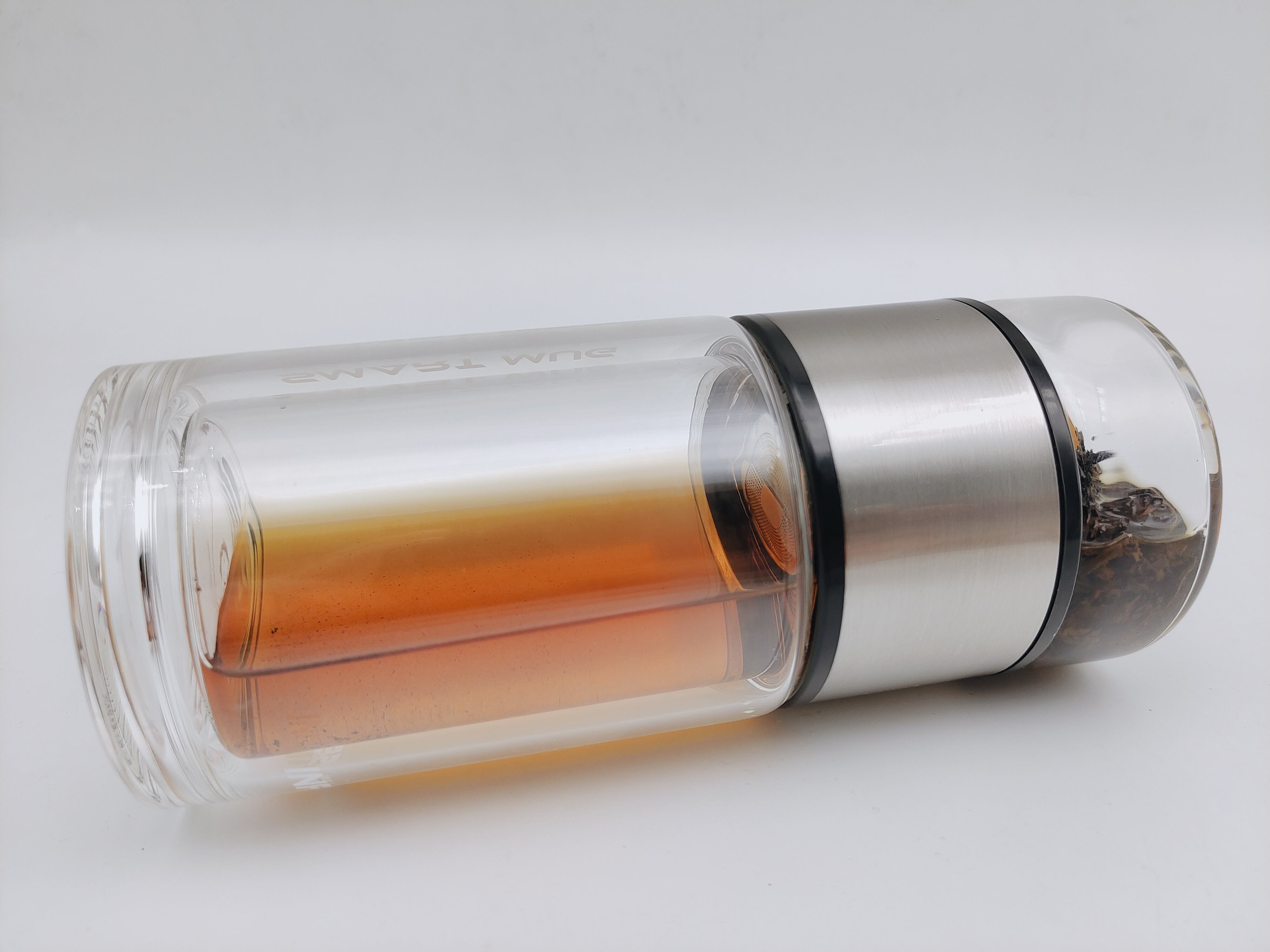 Custom Colored Double Wall Borosilicate Glass Tea Infuser Bottle clear Diffuser Fruit Infuser Water Bottle with logo