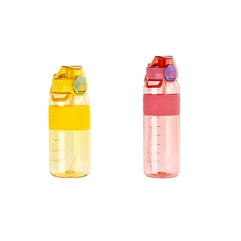 750ml 25oz Water Cup with Leak Proof Function and One Touch Opening Locking Mechanism for Camping Tours