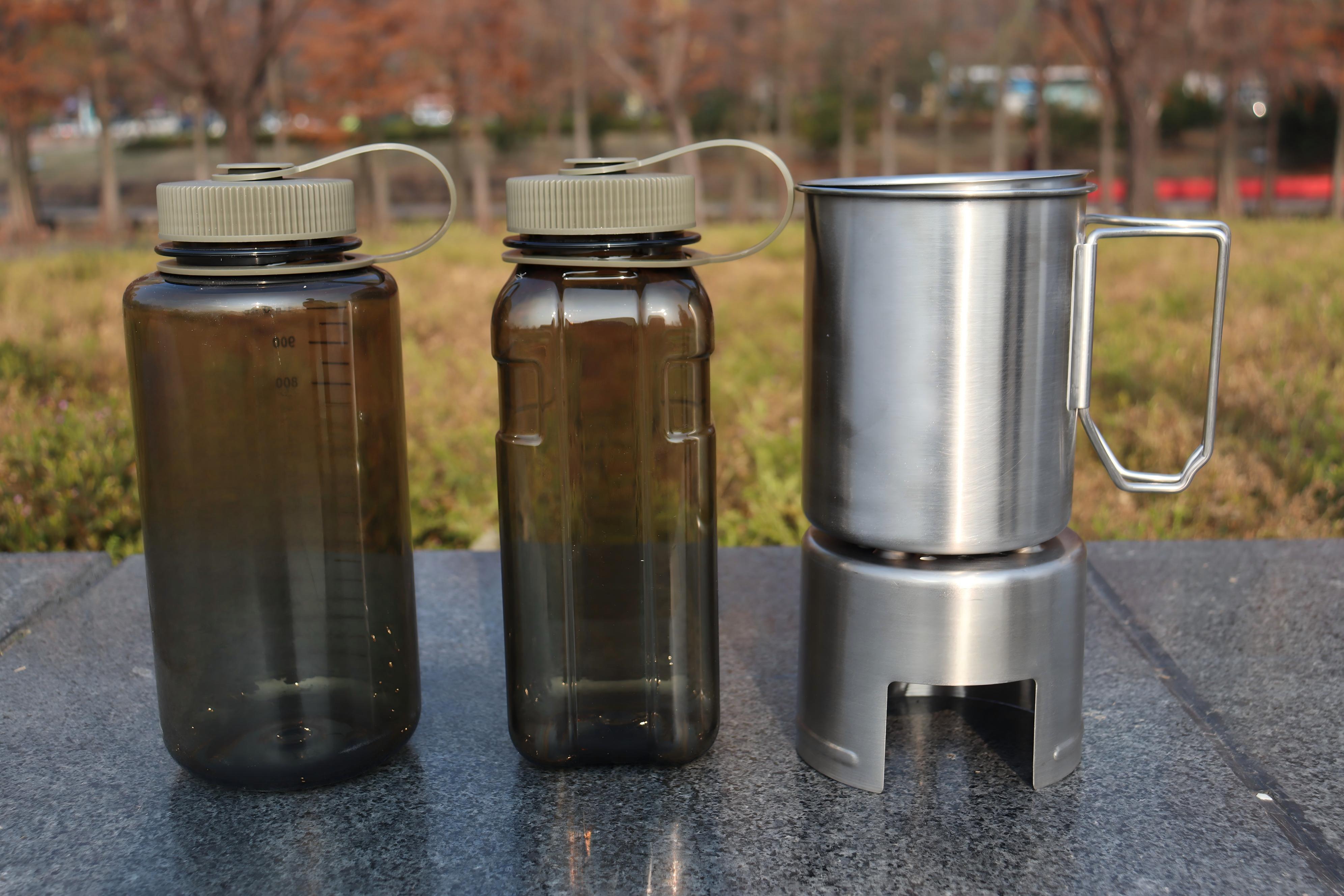 Stainless Steel Insulated Camping Mug with Foldable Handle Leak Proof Lid for Hot Coffee Travel Durable Metal Camping Cup